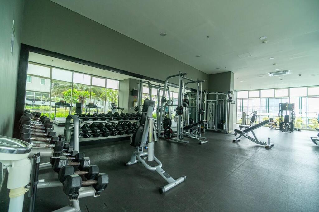 2br At View Thamrin Netflix * Jakarta